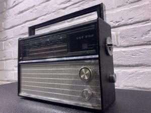 Прокат радиоприемника VEF 202 муляж